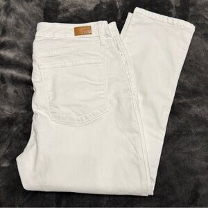 Women’s Crown & Ivy white  high-rise skinny crop jeans size 14